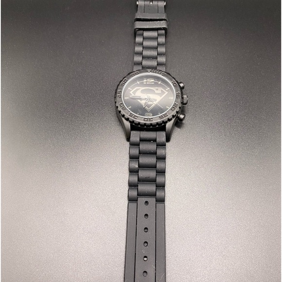 DC Comics & TM Superman Accutime Men’s Watch New Battery Working Watch - Picture 4 of 15